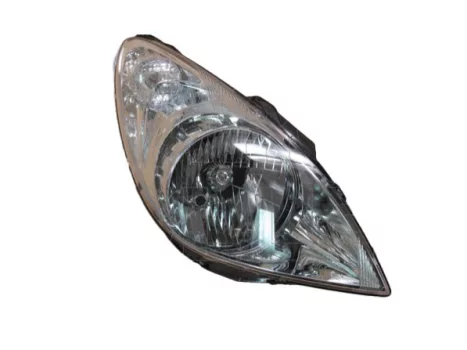 Hyundai I20 2008.05-2012.03.31 Fényszóró H4 jobb (motoros állítás, motor nélkül) TYC (00X0) Hyundai I20 2008.05-2012.03.31 Fényszóró H4 jobb (motoros állítás, motor nélkül) TYC (00X0)