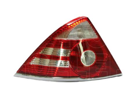 Ford Mondeo 2000.10.01-2007.03.31 H.lámpa ü. bal 05.5- króm csíkos(4/5 a.)VISTEON  (0KYB)