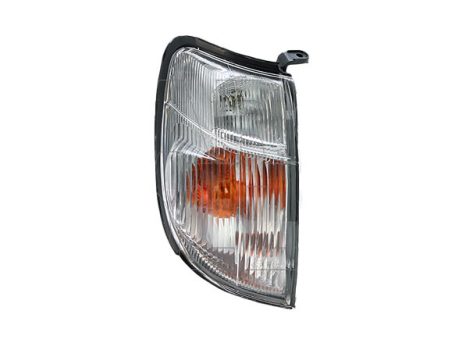 Nissan Pick up King Cab 1997.09.01- Első vill., helyzetj. kpl. fehér jobb (-01.11)  (1B6A)