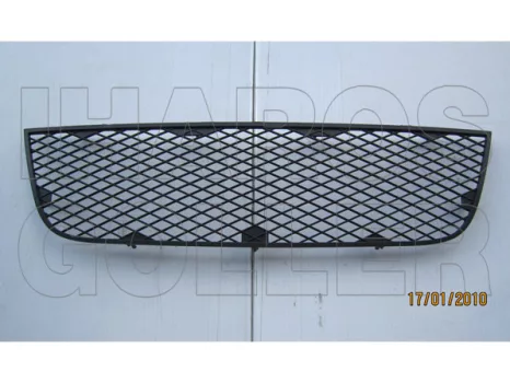 Fiat Doblo 2005.10.01-2009.08.31. Rács a lökhárítóba közép (0V59) Fiat Doblo 2005.10.01-2009.08.31. Rács a lökhárítóba közép (0V59)