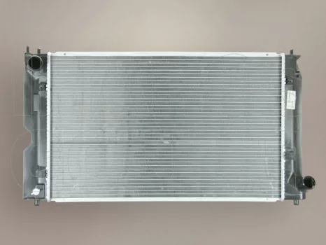 Toyota Avensis 2003.04.01-2006.07.31 Vízhűtő (0PM5)