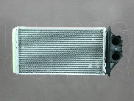 Peugeot 307 2001.03.01-2005.05.31 Fűtőradiátor man. klímához (Behr típ.) (0E98)