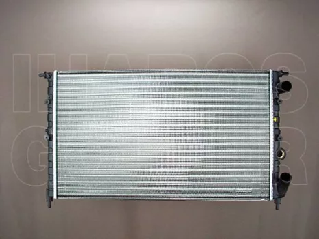 Porsche Taycan 2019.12.01- Vízhűtő (0AJ9)