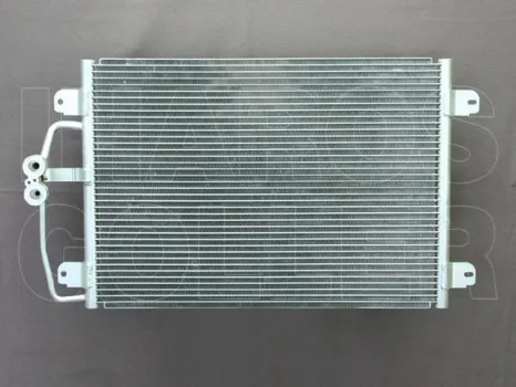 Renault Megane 1999.03.01-2002.08.31 Légkondihűtő (OE 7700425843) (534x388) (0M9U)