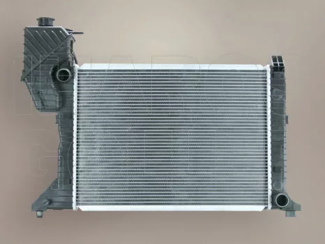 Mercedes Sprinter 1995.02.01-2000.03.31 Vízhűtő (kicsi) (0S05)