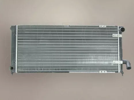 Seat Toledo 1991.05.01-1999.03.31 Vízhűtő (675x305) klímáshoz (0P5E)