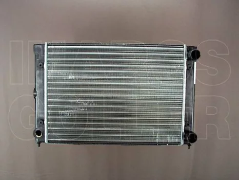 VW Passat (B3) 1988.04.01-1993.08.31 Vízhűtő (0IP5)