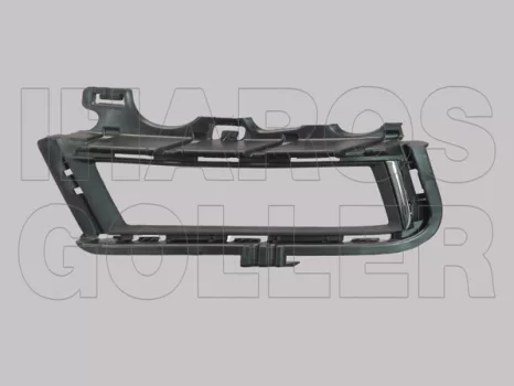 VW Golf VII/1 2012.10.01-2016.10.31 Ködlámpa keret jobb, krómcsíkkal (08GA) VW Golf VII/1 2012.10.01-2016.10.31 Ködlámpa keret jobb, krómcsíkkal (08GA)