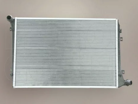 VW Eos 1 2006.05.01-2010.12.31 Vízhűtő (0ZLM) VW Eos 1 2006.05.01-2010.12.31 Vízhűtő (0ZLM)